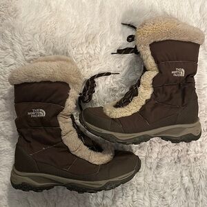 The North Face Snow Boots 🥾❄️